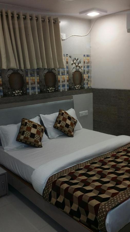 Hotel Kf Residency Bombay Exterior foto