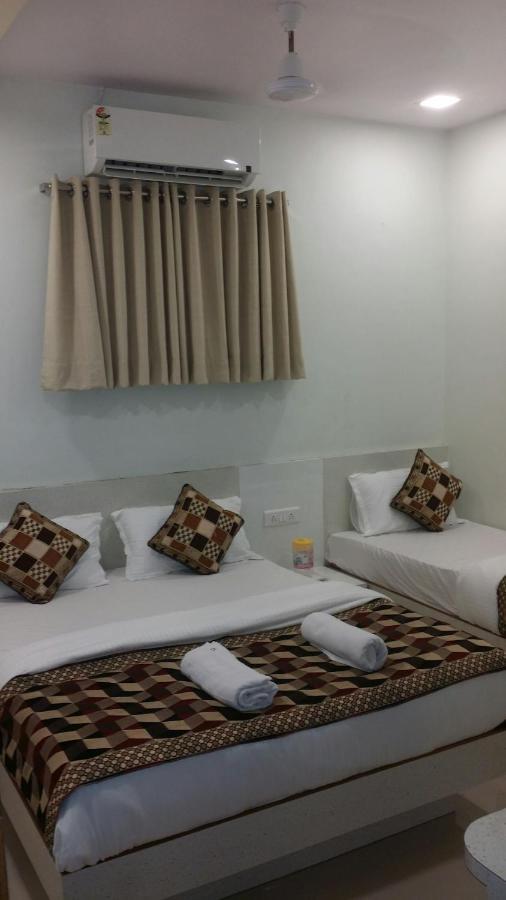 Hotel Kf Residency Bombay Exterior foto