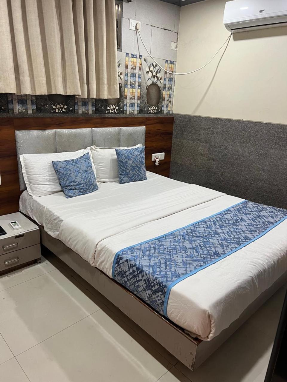 Hotel Kf Residency Bombay Exterior foto